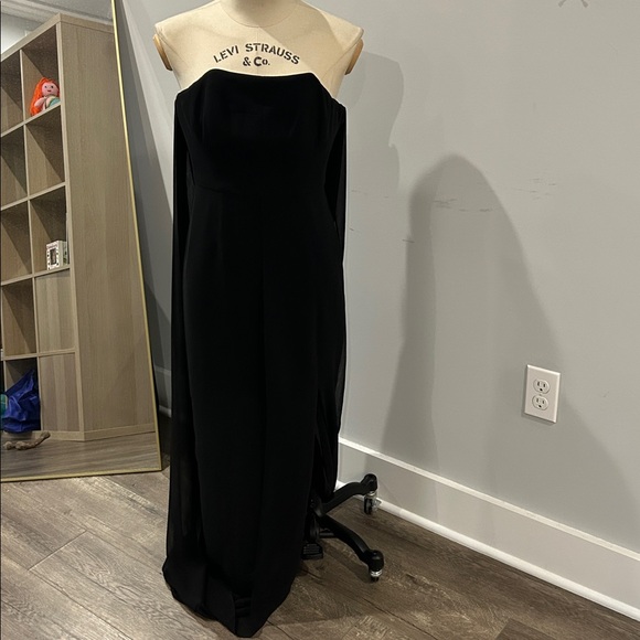 Halston Black Strapless Evening‎ Gown with Cape - Picture 5 of 6